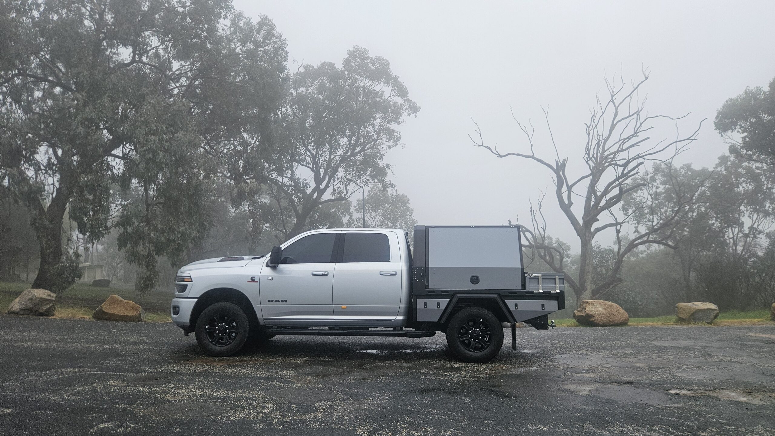 Ram 2500 Tray and Canopy